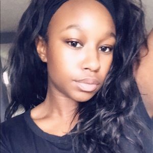 Meet your Posher, Ashlyn